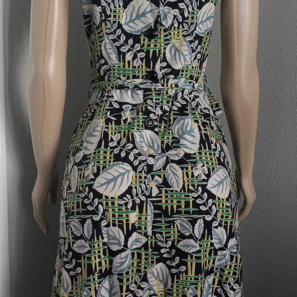 Dress - Picture 3 of 8